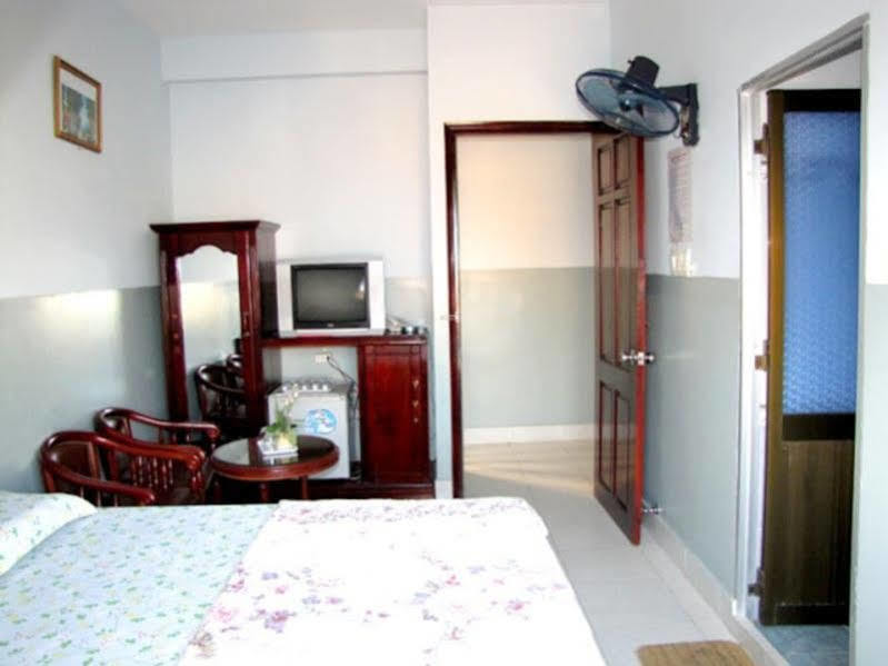 Tuan Vinh Hotel 头顿 外观 照片
